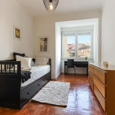 Almirante Terrace By Homing